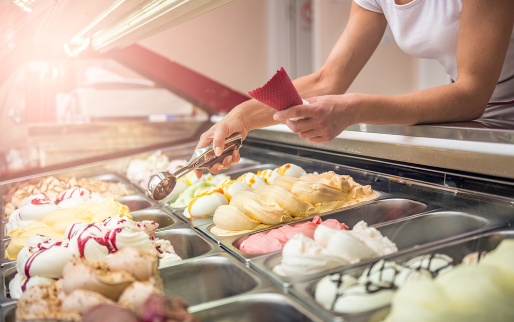 Vitrine de sorvete: confira dicas para fazer sua sorveteria vender mais com esse recurso visual